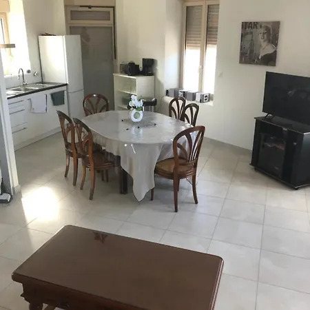 Residence Merlin Appartement Arthur Saint-Malon-sur-Mel Exterior photo